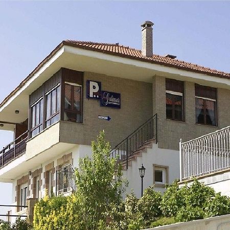 Pension Galimar San Vicente De La Barquera Bagian luar foto