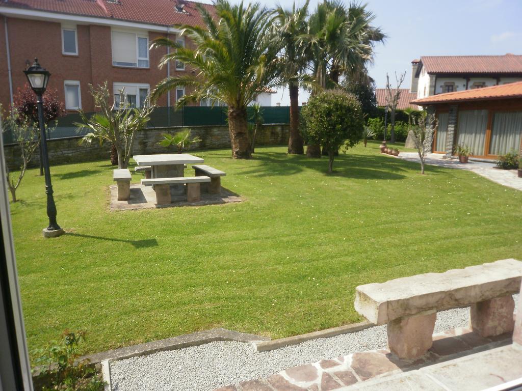 Pension Galimar San Vicente De La Barquera Ruang foto