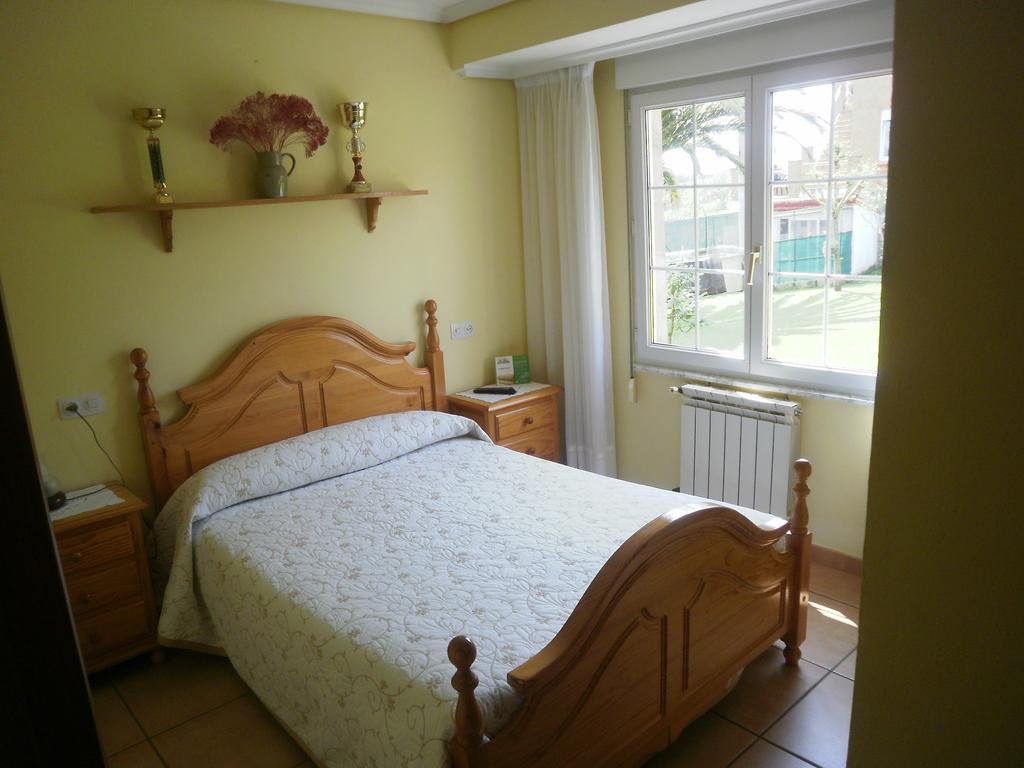 Pension Galimar San Vicente De La Barquera Ruang foto